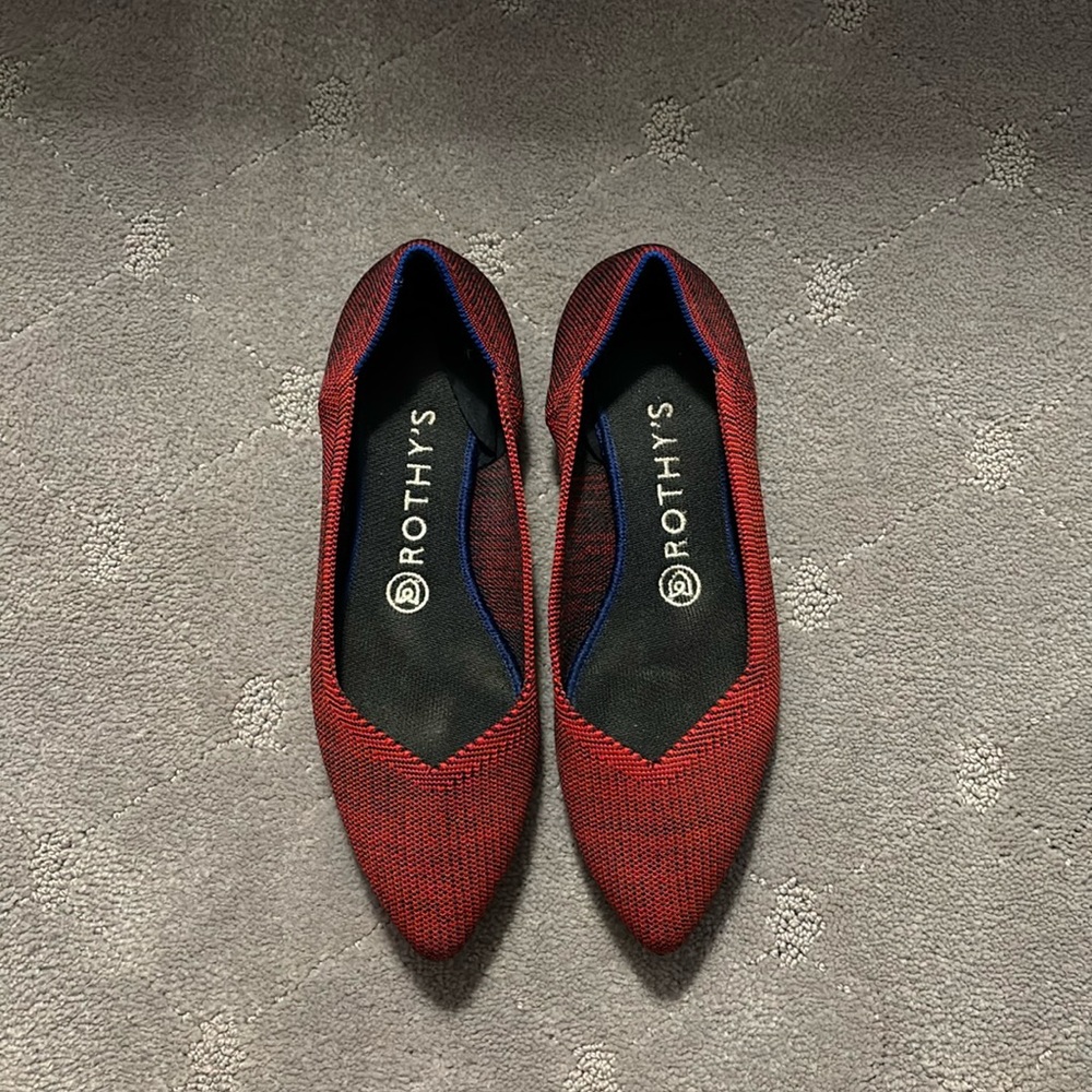 Rothy's brand The Pointe style red flats size 8
